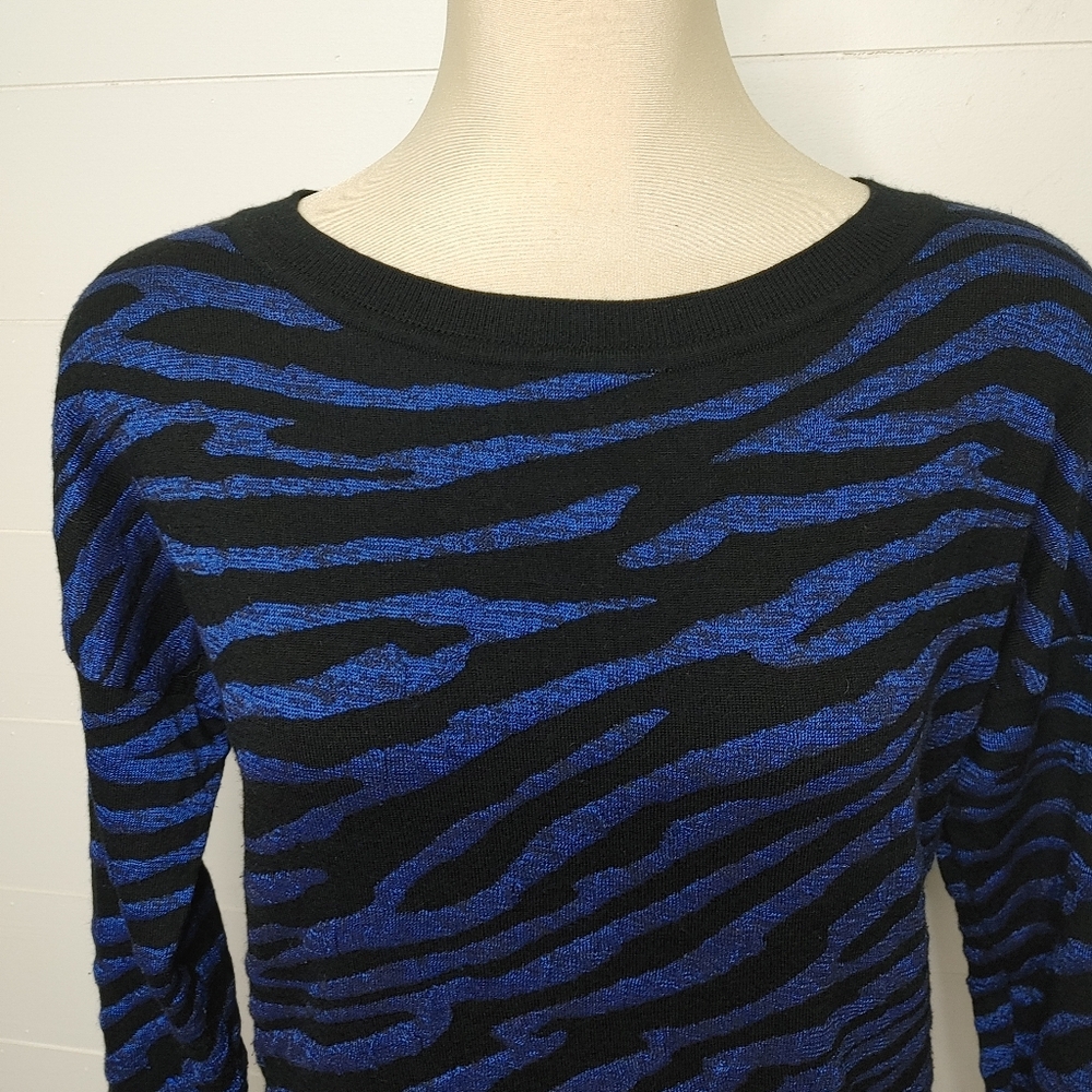 Diane Von Furstenberg wool zebra sweater size XS - Picture 3 of 13